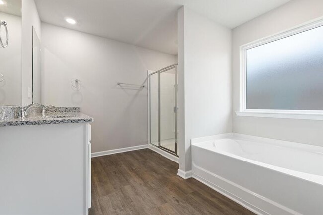 Building Photo - 2535 Arbordale Lp