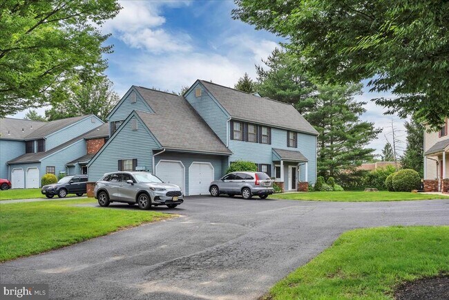 Building Photo - 422B Willow Turn