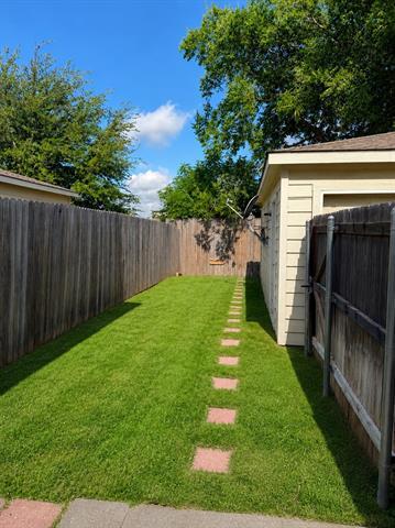 Building Photo - 10633 Traymore Dr