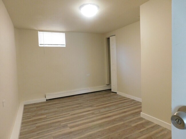 Building Photo - 1340 Orchard Ave