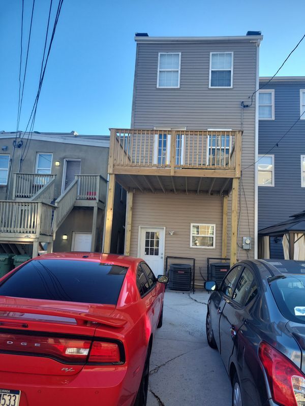 Building Photo - 2206 Callow Ave