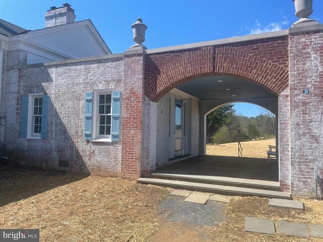 Building Photo - 2601 Butler Rd