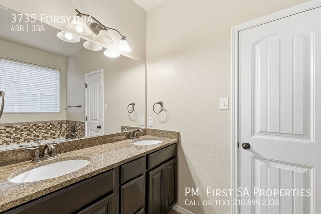 Building Photo - 3735 Forsythia-