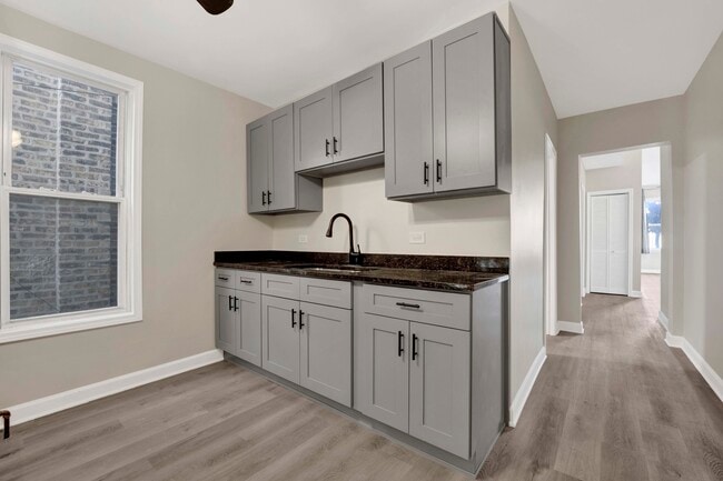 Building Photo - 3651 S Archer Ave