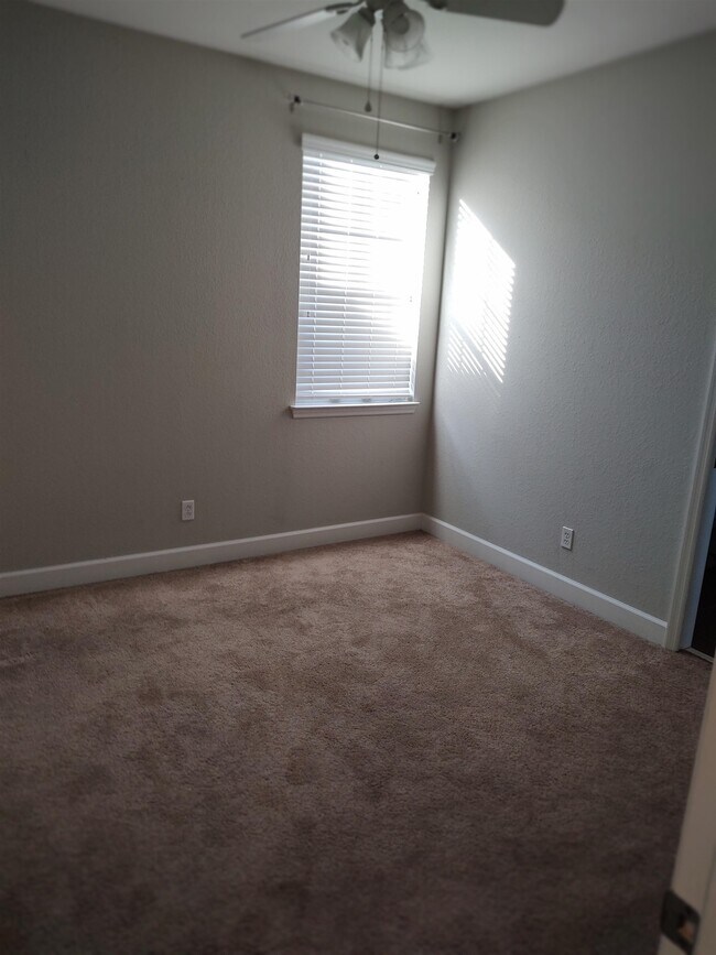 Building Photo - 3712 Riverton Trail