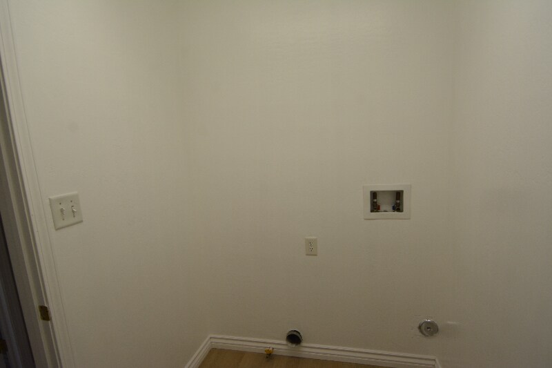 Building Photo - 3611 Bridget Ave