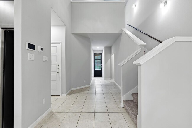 Building Photo - Cul-de-Sac Home with Expansive Greenbelt Views