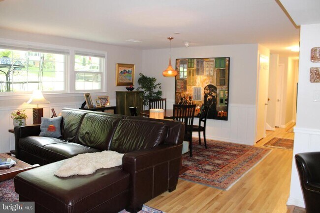 Building Photo - 3606 Barkley Dr