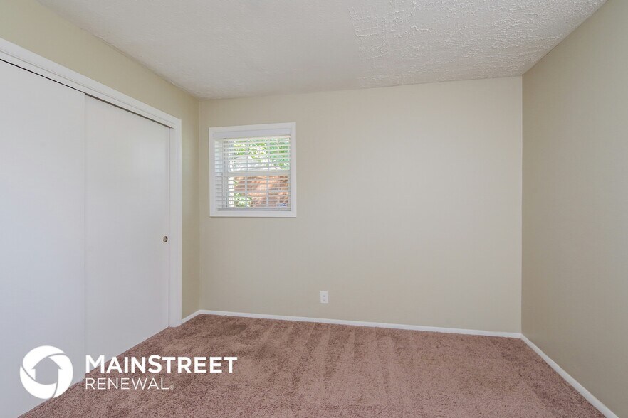 Building Photo - 5605 Butternut Rd