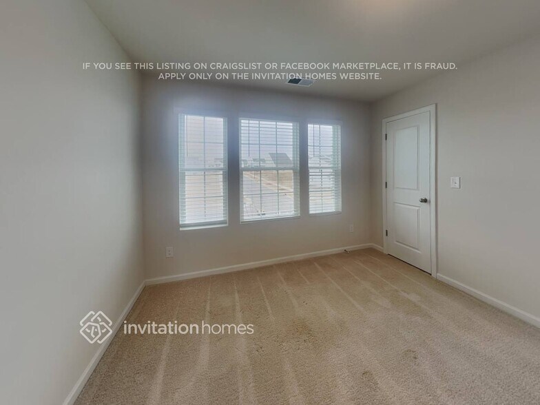 Building Photo - 5140 Spring Breeze Blvd