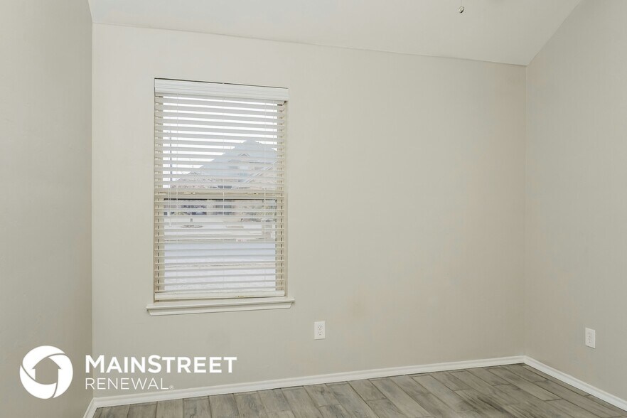 Building Photo - 11128 SW 40th St