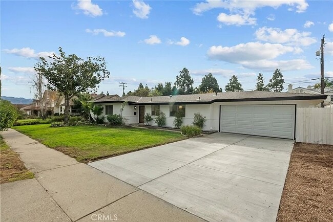 Building Photo - 157 Camino La Madera