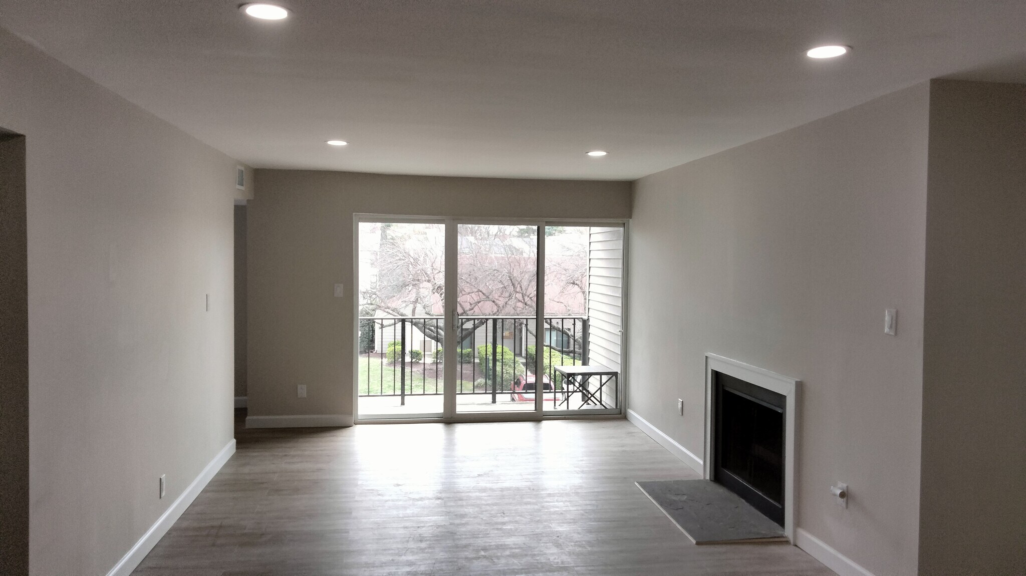 Building Photo - 112 Duvall Ln