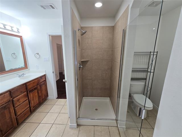 Building Photo - 124 Bridlewood St