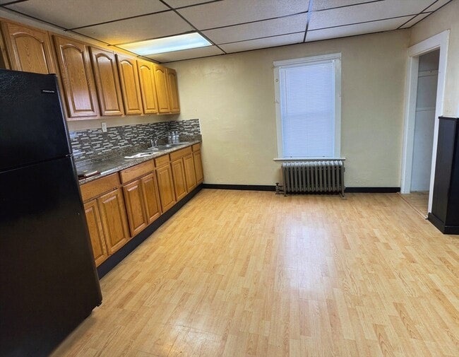 Building Photo - 21 Clarkson St