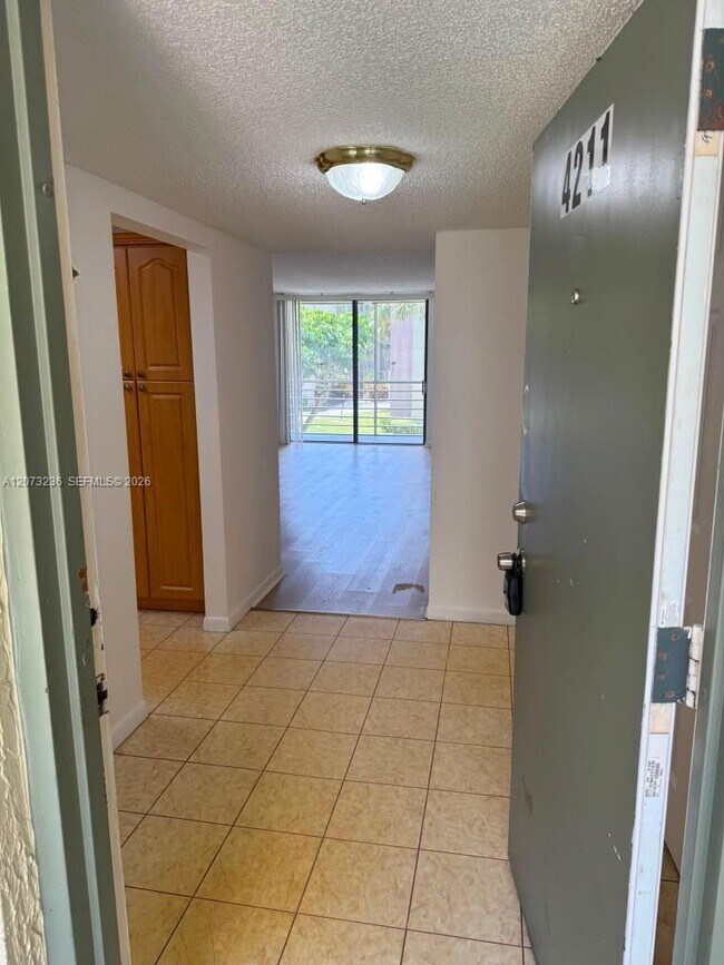 Building Photo - 1830 SW 81st Ave