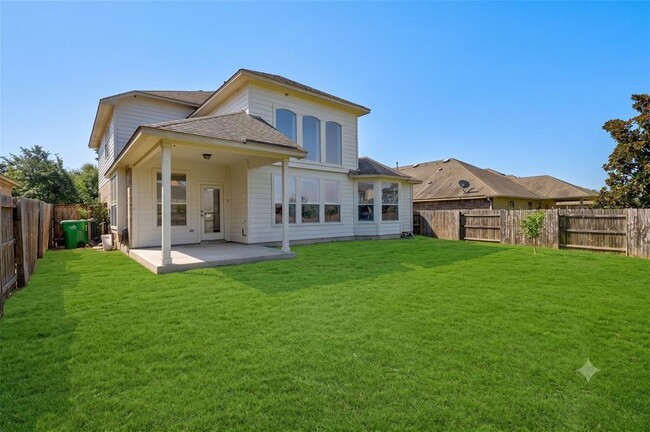 Building Photo - 3664 Rosalina Loop