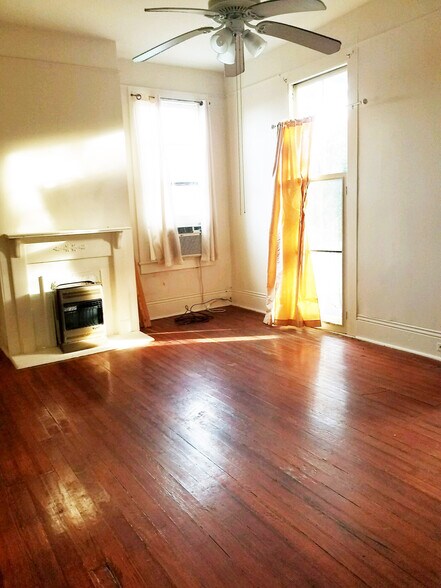 Building Photo - 7817 Birch St