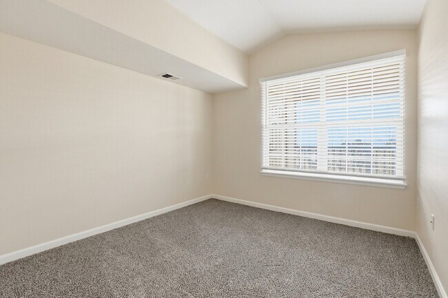 Building Photo - $1,840.95, 2-bed, 2-bath condo in a gated community with a washer/dryer.