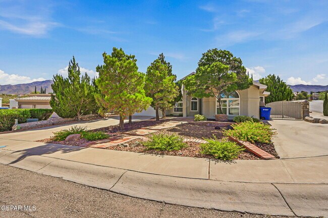 Building Photo - 6141 Loma De Cristo Dr