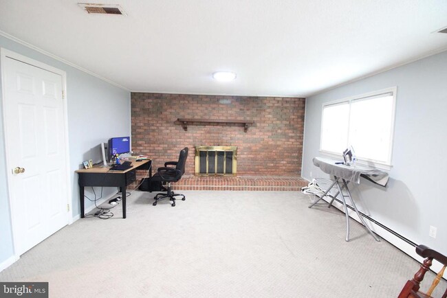 Building Photo - 4401 Jackson Pl
