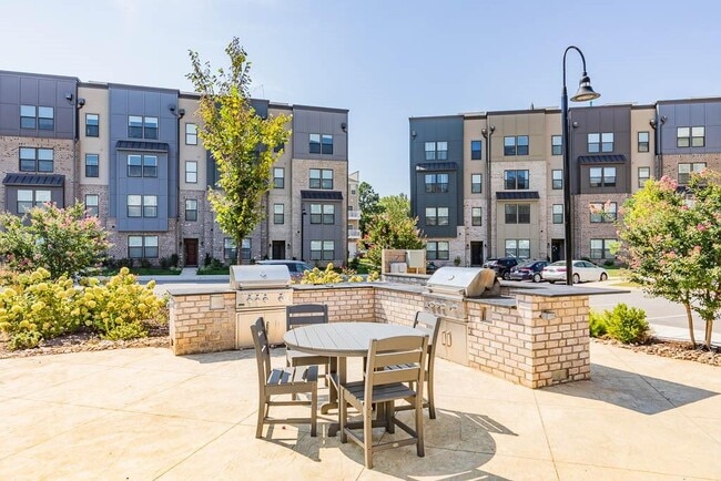 Building Photo - 2749 St Elias Dr