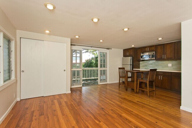 Building Photo - 4315 Panini Loop