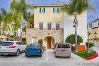 Building Photo - Beautiful 3 BD, 3.5 BA Detached Townhouse ...