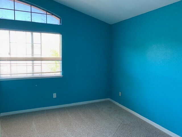 Building Photo - 4265 Garibaldi Pl