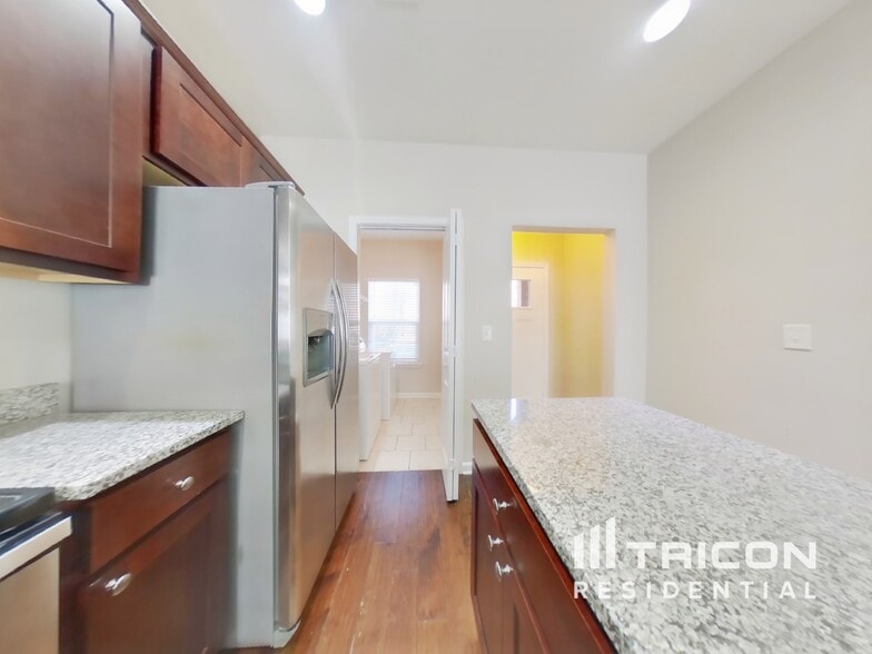 Building Photo - 311 Woodfern Ct