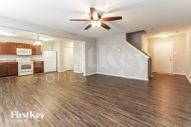 Building Photo - 8715 Hosta Way