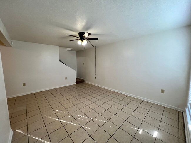 Building Photo - 306 Cougar Ridge