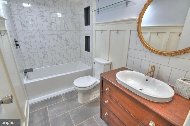 Building Photo - 1578 Moorings Dr