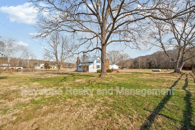 Building Photo - 1340 Donelson Pkwy