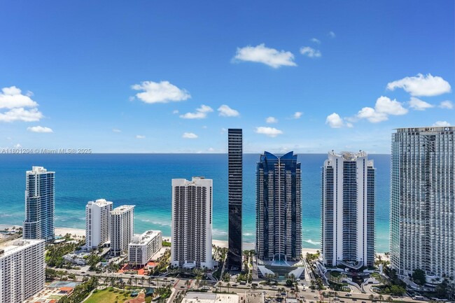 Building Photo - 17141 Collins Ave