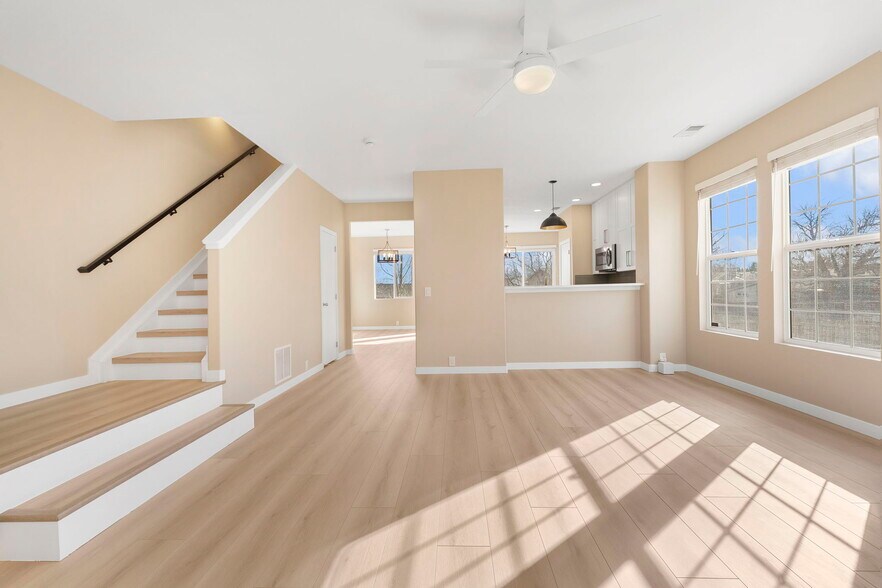 Building Photo - 3425 East 123rd Drive