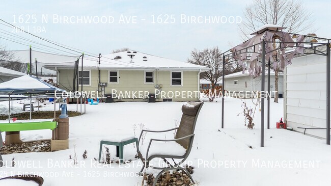 Building Photo - 1625 N Birchwood Ave