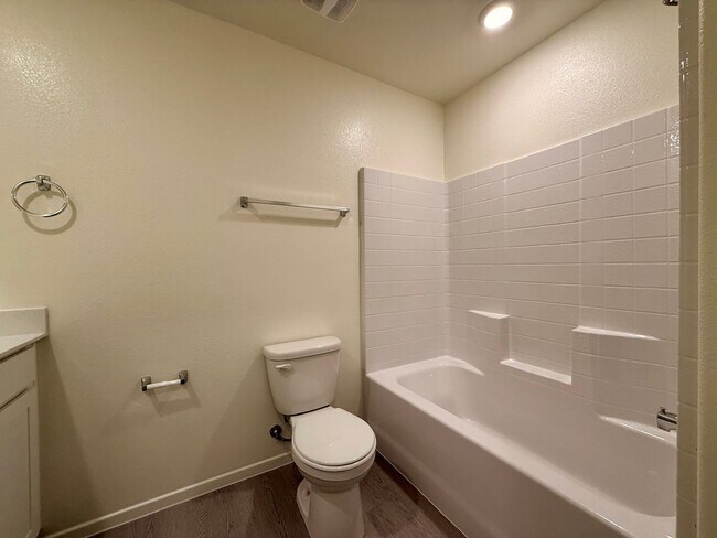 Building Photo - BRAND NEW 3 BED 2.5 BATH 2 CAR GARAGE TOWNHOUSE W/ LOFT FOR RENT!!!