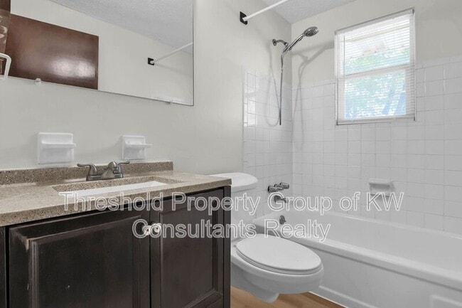 Building Photo - 3490 Clarkston Ave