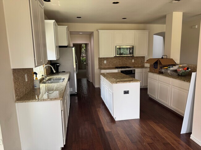 Building Photo - 2509 Dog Leg Trail