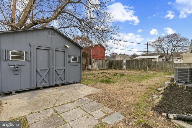 Building Photo - 8 Control Ct