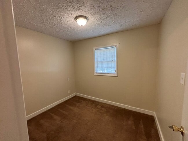 Building Photo - 3146 Norris Rd