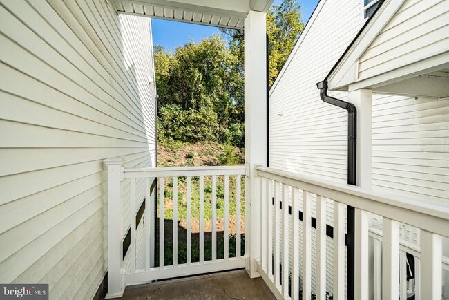 Building Photo - 117 Colwell Ln