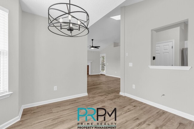Building Photo - 244 Oak Valley Dr