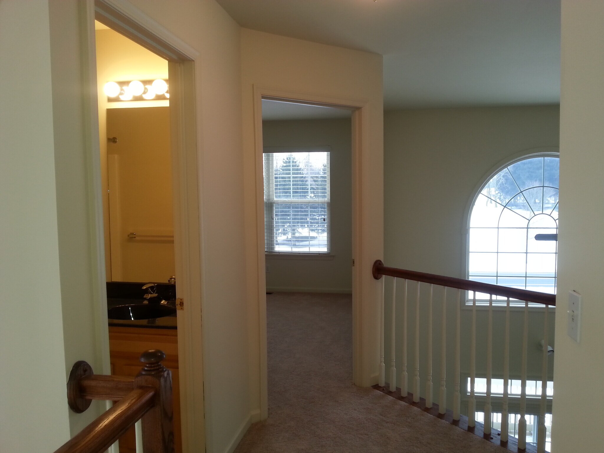 Building Photo - 720 Ferris Way