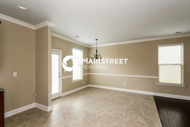 Building Photo - 3 Bedroom Pet-Friendly Home in Decatur, GA with Main Street Renewal