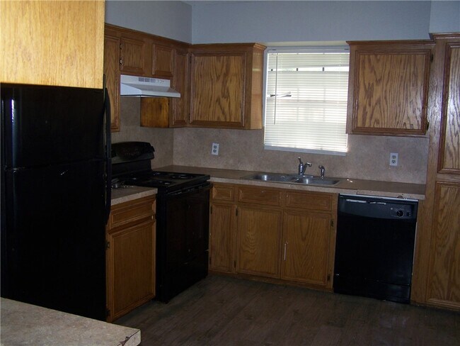 Building Photo - 5217 Williams Dr