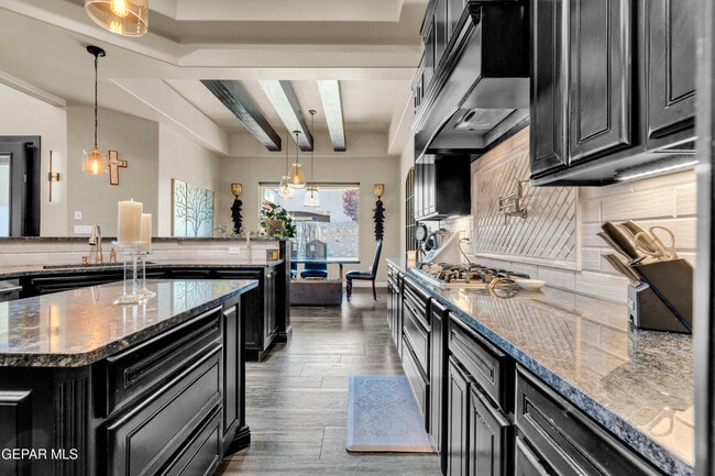 Building Photo - 14812 Long Shadow Ave