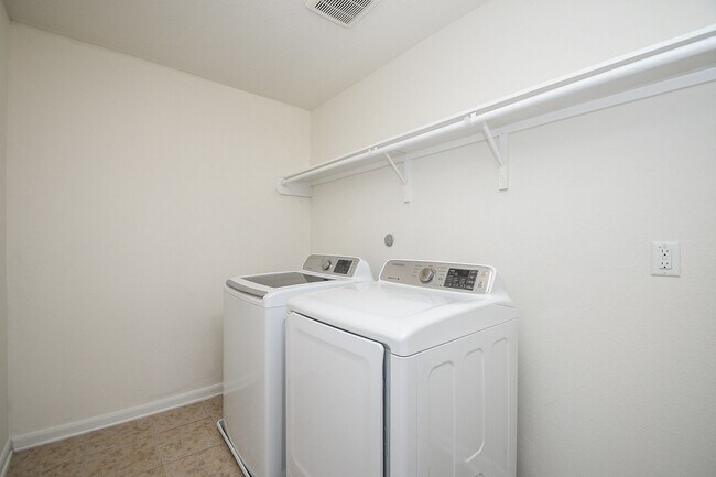 Building Photo - 3288 Havenwood Chase Ln