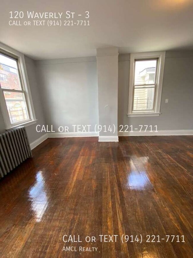 Building Photo - 120 Waverly St